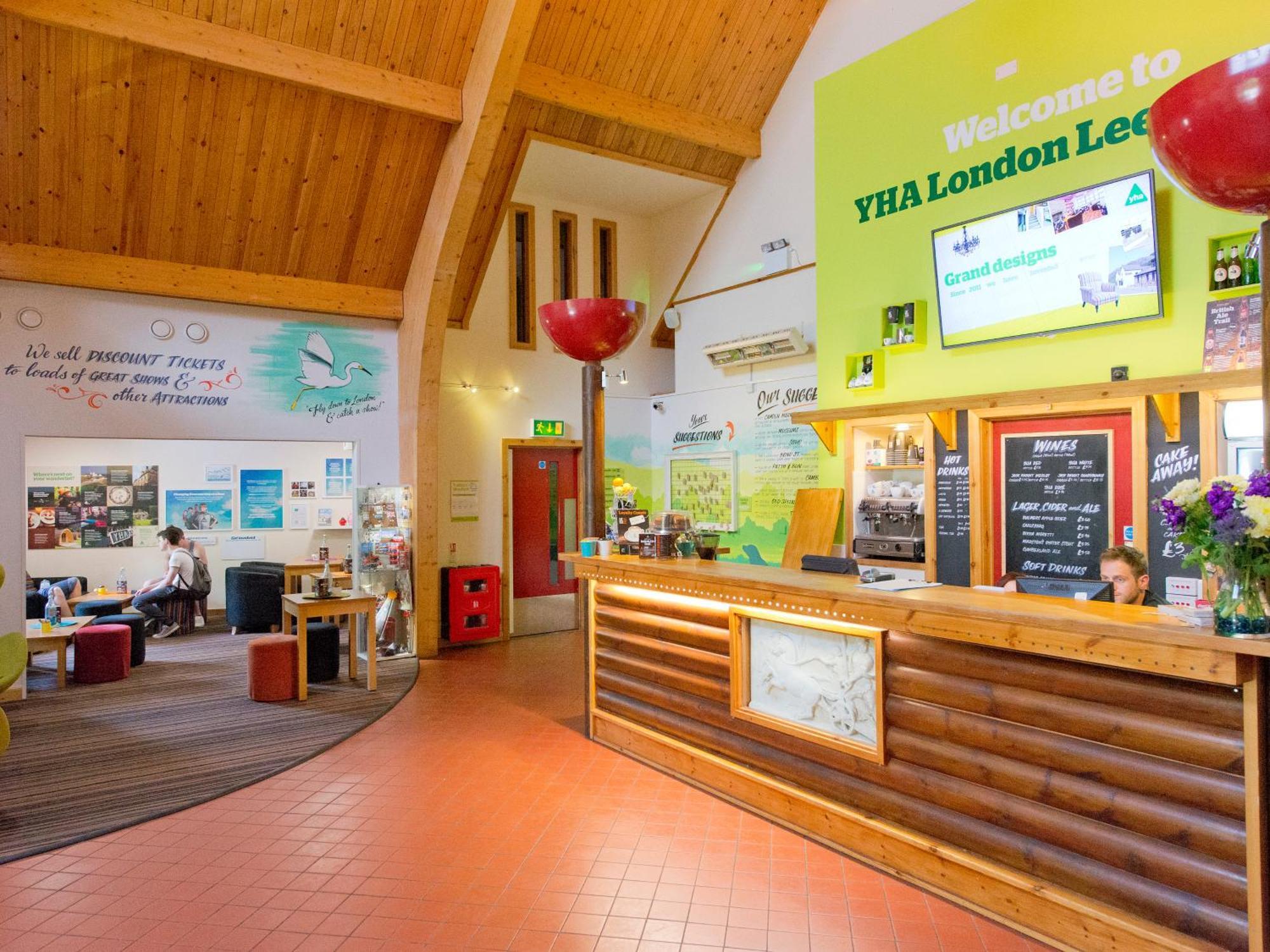 YHA London Lee Valley Cheshunt Esterno foto
