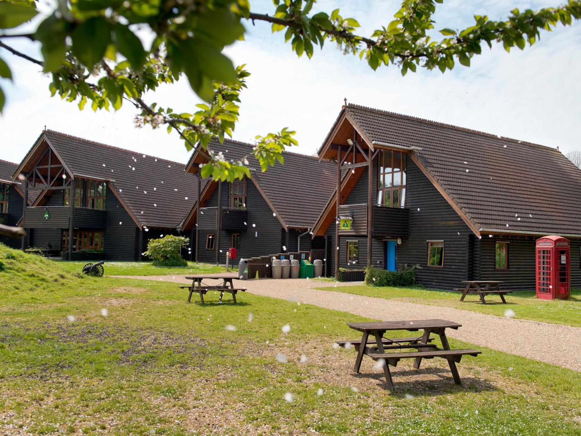 YHA London Lee Valley Cheshunt Esterno foto