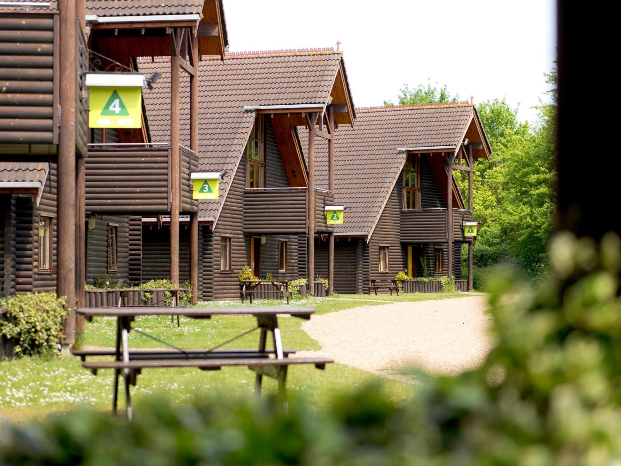 YHA London Lee Valley Cheshunt Esterno foto