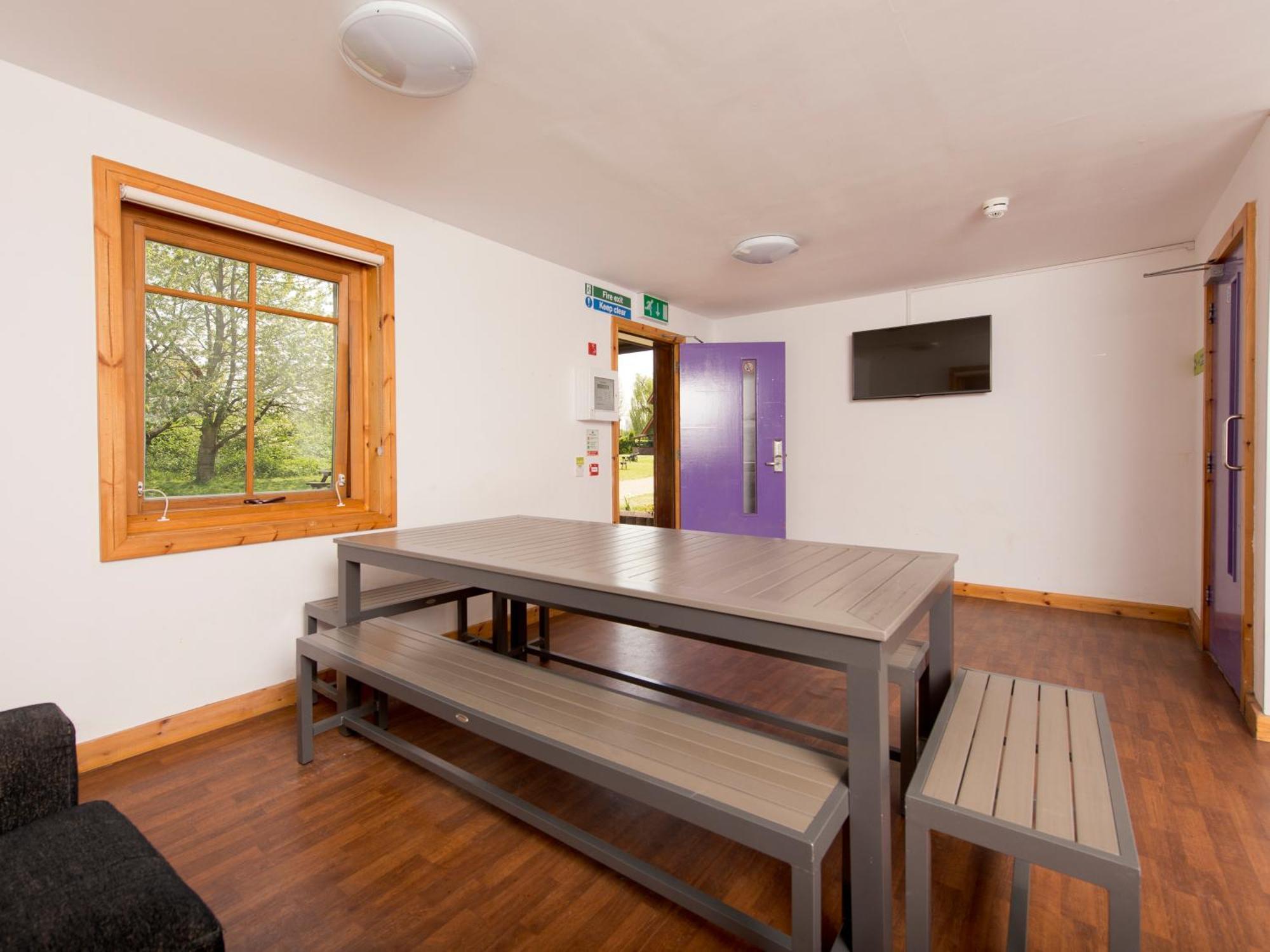 YHA London Lee Valley Cheshunt Esterno foto