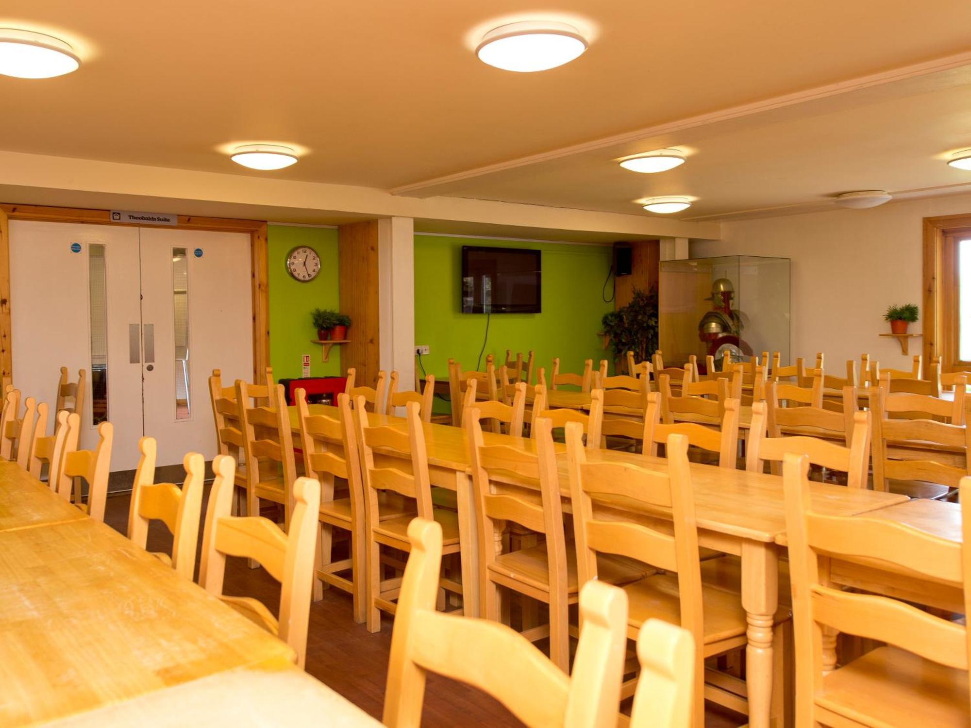 YHA London Lee Valley Cheshunt Esterno foto