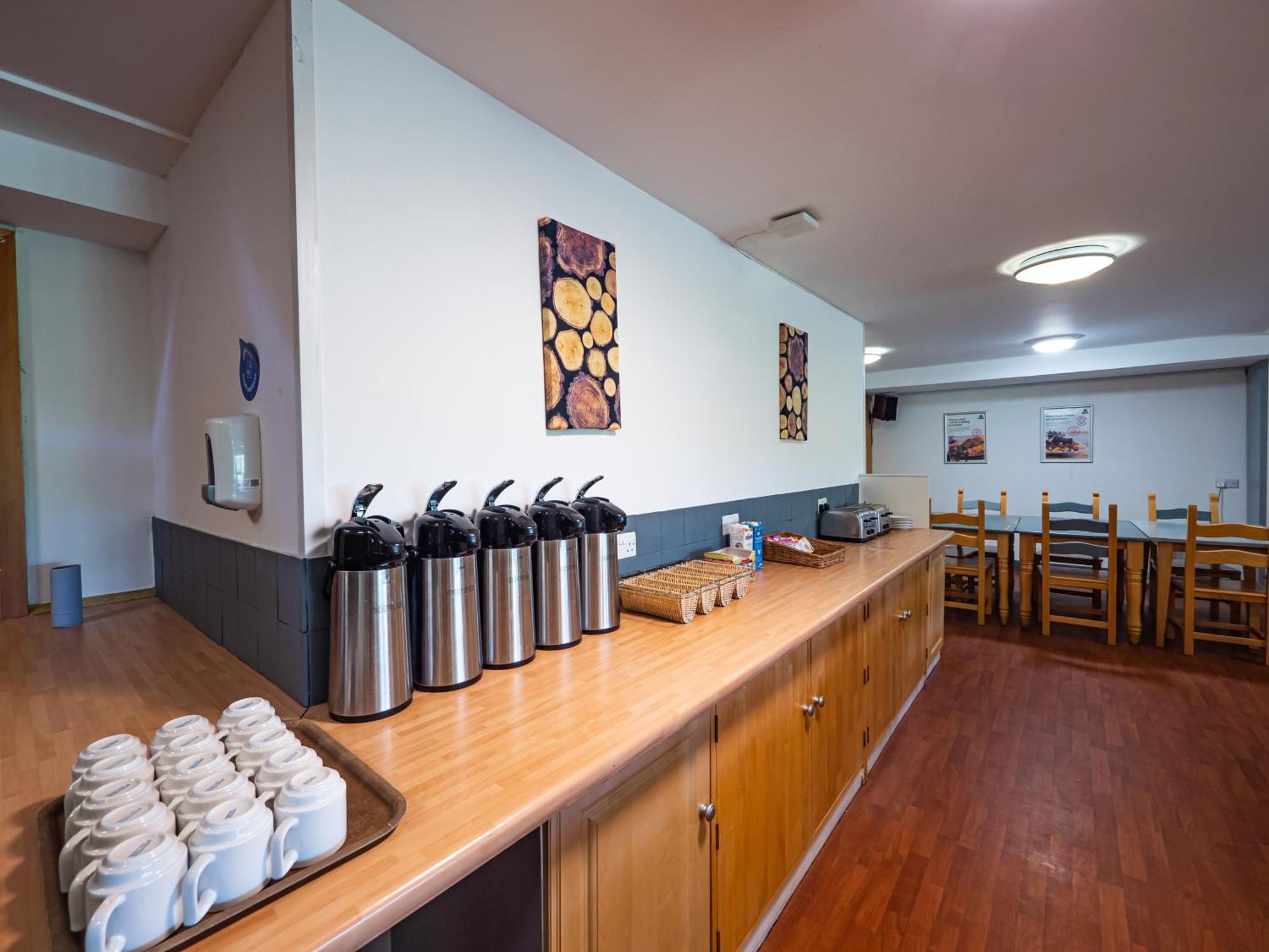 YHA London Lee Valley Cheshunt Esterno foto
